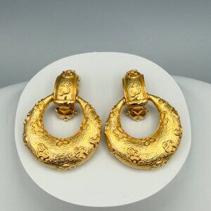 Vintage Gold Tone Textured Door Knocker Clip On Earrings Statement 80s Runway